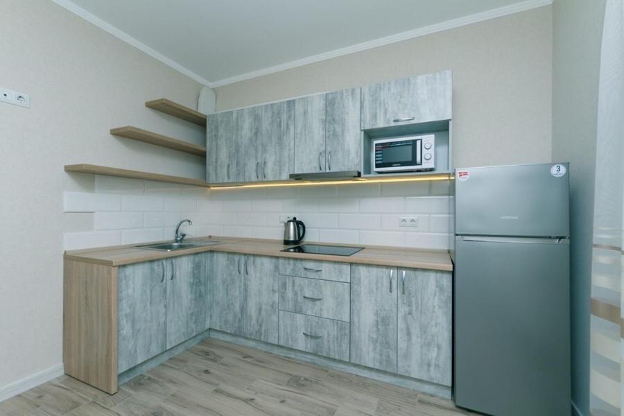 Драгоманова 38А 2Й Поверх Apartment Kyiv Exterior photo